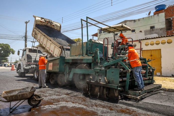 Com previsão de entrega no mês de outubro, recapeamento de ruas no Gercino Coelho avançam em Petrolina 