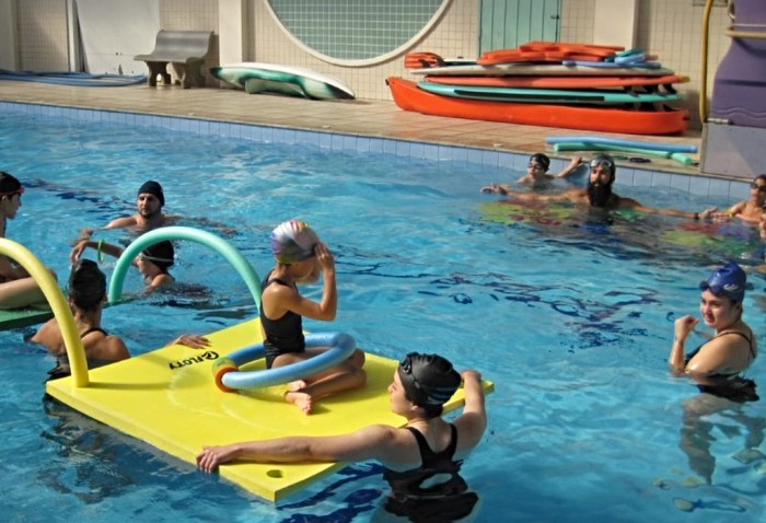 Udesc recebe inscrições para minicurso de natação infantil em Florianópolis