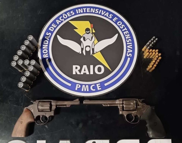 Em ações distintas, PMCE apreende granadas, armas de fogo e munições em Sobral