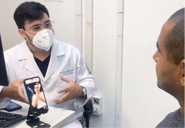 Saúde do Ceará investe em acessibilidade e inclusão para os pacientes surdos ou com deficiência auditiva