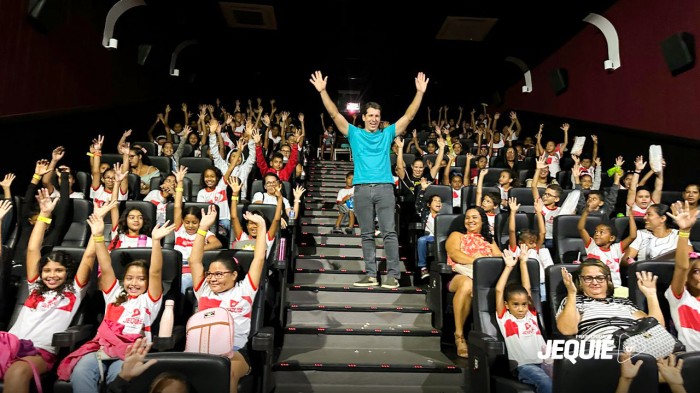 Prefeitura de Jequié contempla mais de mil alunos das escolas municipais na primeira etapa do projeto A Escola Vai ao Cinema