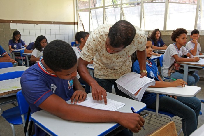 Secretaria da Educação do Estado publica lista de concessão de 1.000 licenças-prêmio convertidas em pecúnia