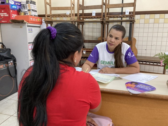 Secretaria da Mulher participa de ação social no bairro Calafate, em Rio Branco