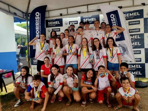 Sorrisenses conquistam mais de 150 medalhas na V etapa do Campeonato Estadual de Natação
