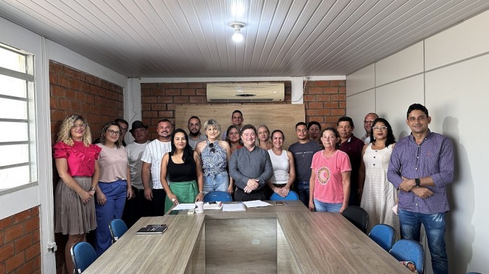 Prefeito de Coxim dá posse aos membros do Conselho Municipal de Políticas Culturais de Coxim
