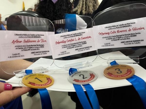 Alunos de Sorriso são premiados na etapa Estadual do prêmio MPT na Escola