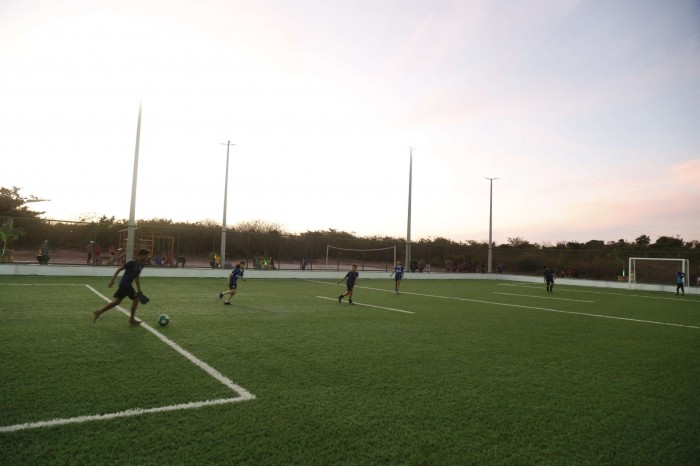 Areninha de número 328 é inaugurada em Camocim