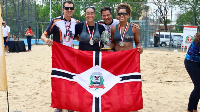 Meninas do vôlei de praia de Rio Preto ficam com a prata