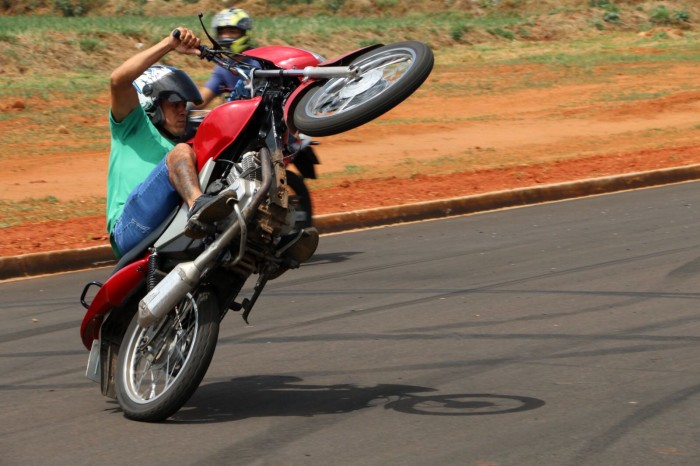 Araçatuba inaugura pista de wheeling e arrancada