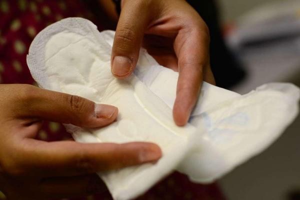 Vereadora reitera pedido de distribuição de absorventes a mulheres e adolescentes em situação de vulnerabilidade social