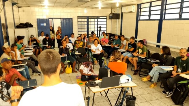 Pescadores artesanais participam de capacitação no Centro Integrado Profissionalizante de São Sebastião