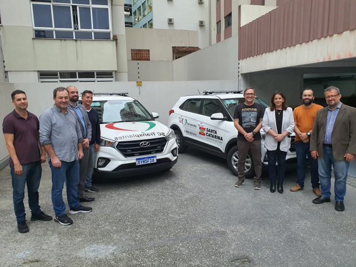 SC Transplantes recebe dois novos veículos para transporte de equipes e órgãos