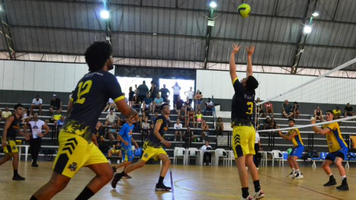Meninos do vôlei perdem para São José e se despedem dos Jogos Abertos