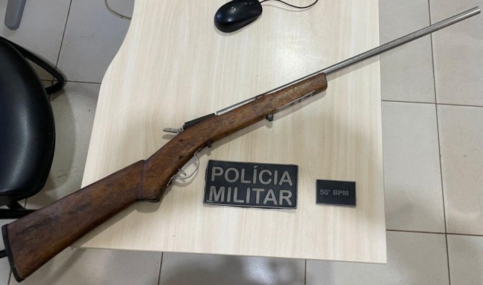 50º BPM prende homem por posse de arma de fogo