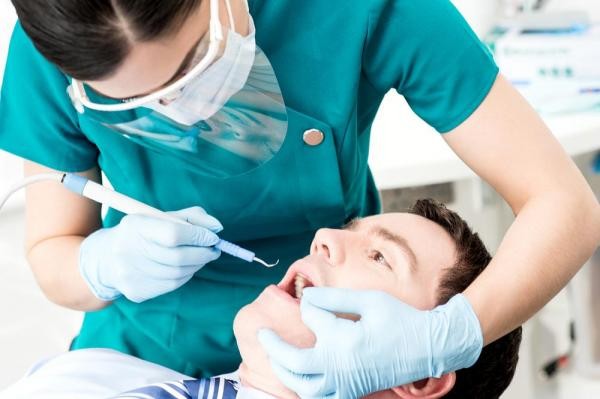Vereador pede implantação de serviço de urgência odontológica na UPA de Sorriso