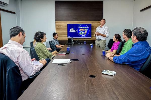 Vice-prefeito apresenta panorama de Sorriso a representantes de construtora paulista