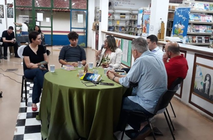 Fim de semana chega com encontro nacional do livro, grandes shows, evento geek e Oktoberfest
