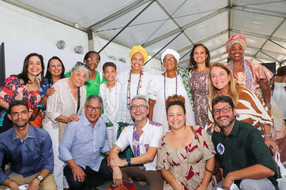 Abertura da 11ª edição da Flica reúne políticos e autores visando o fortalecimento da cultura baiana.